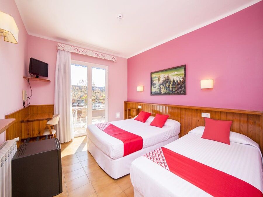 Casa Feliu Hostal Санта-Сусанна Экстерьер фото